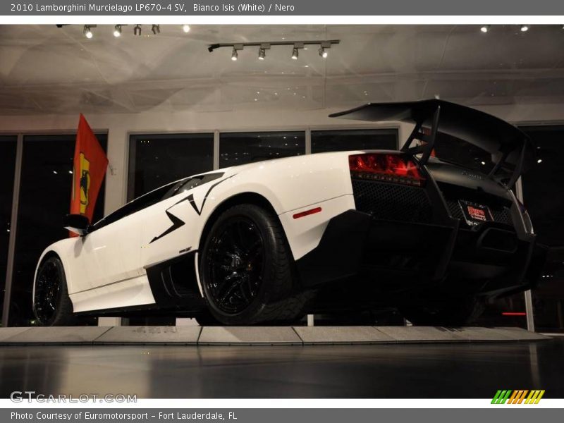 Bianco Isis (White) / Nero 2010 Lamborghini Murcielago LP670-4 SV