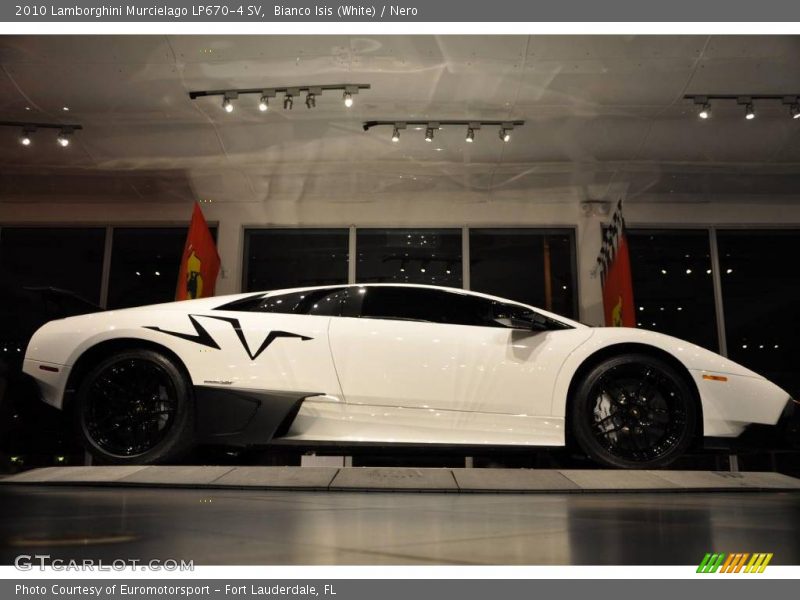 Bianco Isis (White) / Nero 2010 Lamborghini Murcielago LP670-4 SV
