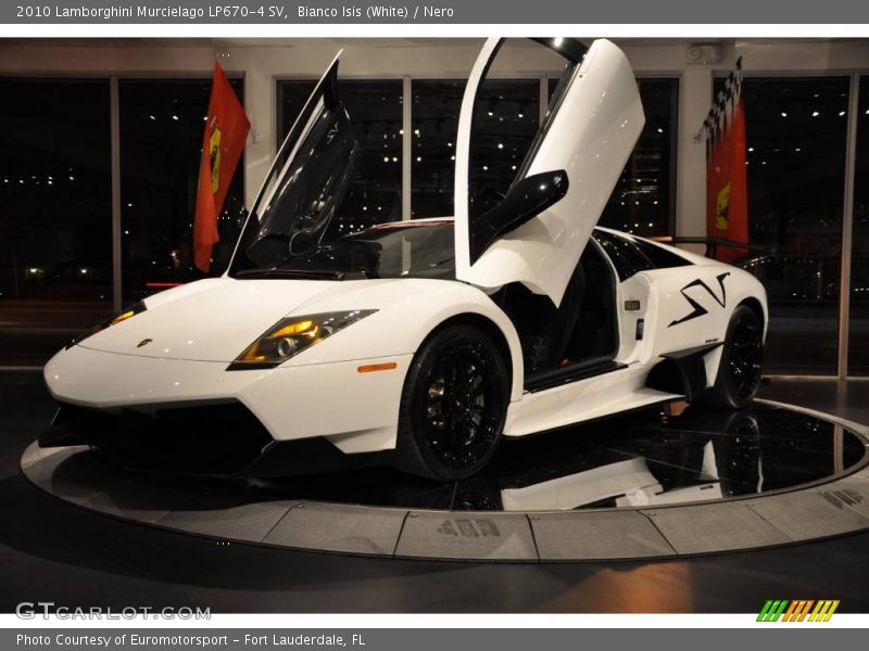 Bianco Isis (White) / Nero 2010 Lamborghini Murcielago LP670-4 SV