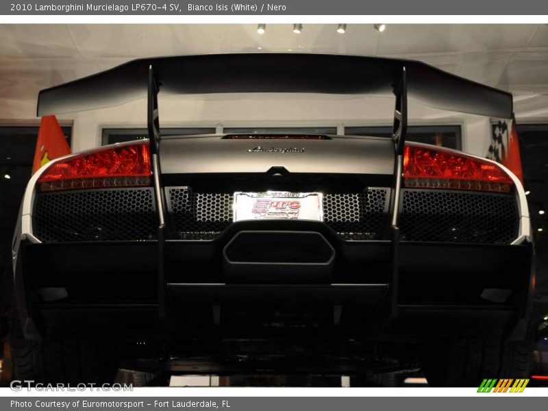 Bianco Isis (White) / Nero 2010 Lamborghini Murcielago LP670-4 SV