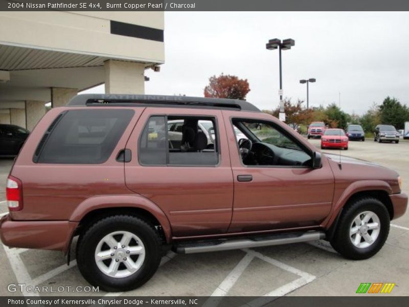 Burnt Copper Pearl / Charcoal 2004 Nissan Pathfinder SE 4x4
