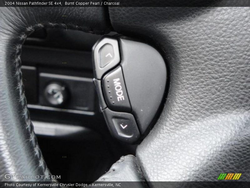 Burnt Copper Pearl / Charcoal 2004 Nissan Pathfinder SE 4x4