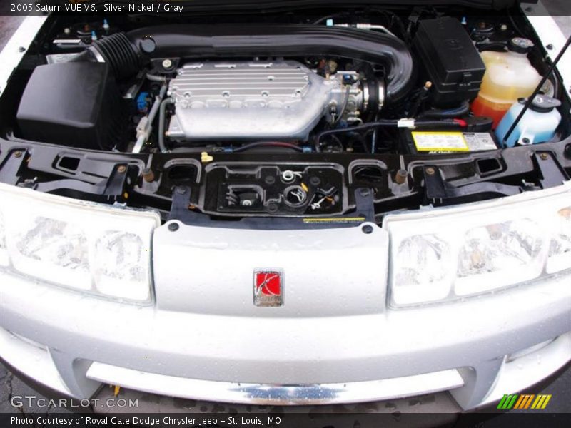 Silver Nickel / Gray 2005 Saturn VUE V6