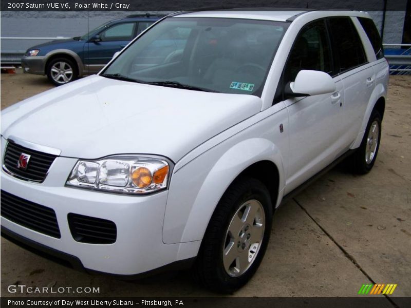 Polar White / Gray 2007 Saturn VUE V6