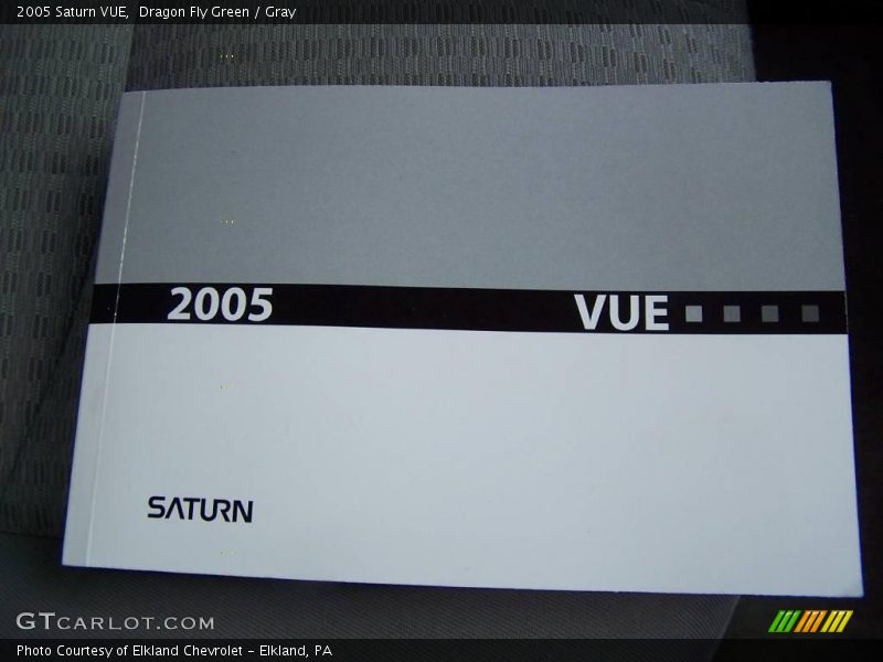 Dragon Fly Green / Gray 2005 Saturn VUE