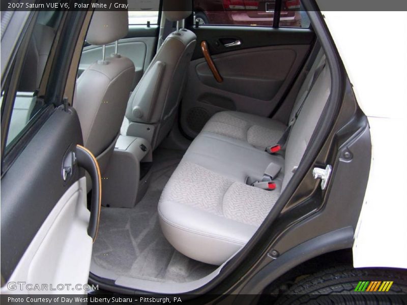 Polar White / Gray 2007 Saturn VUE V6