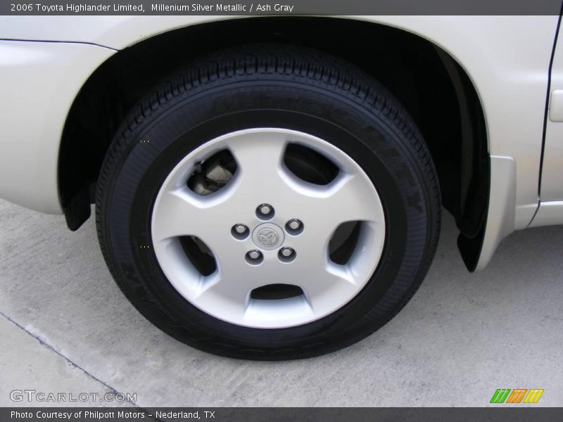 Millenium Silver Metallic / Ash Gray 2006 Toyota Highlander Limited