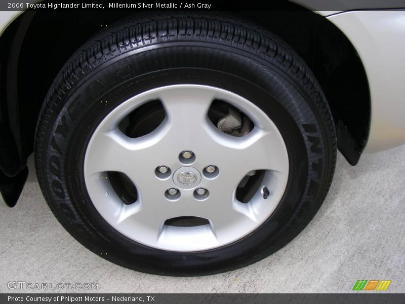 Millenium Silver Metallic / Ash Gray 2006 Toyota Highlander Limited