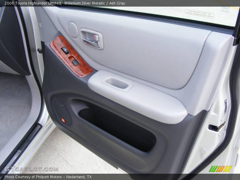 Millenium Silver Metallic / Ash Gray 2006 Toyota Highlander Limited