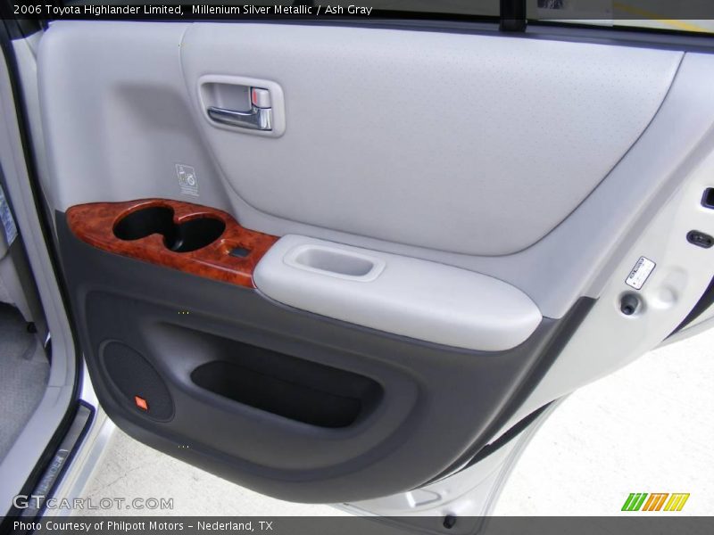Millenium Silver Metallic / Ash Gray 2006 Toyota Highlander Limited