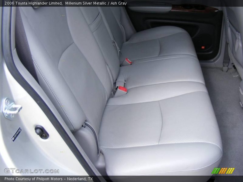 Millenium Silver Metallic / Ash Gray 2006 Toyota Highlander Limited