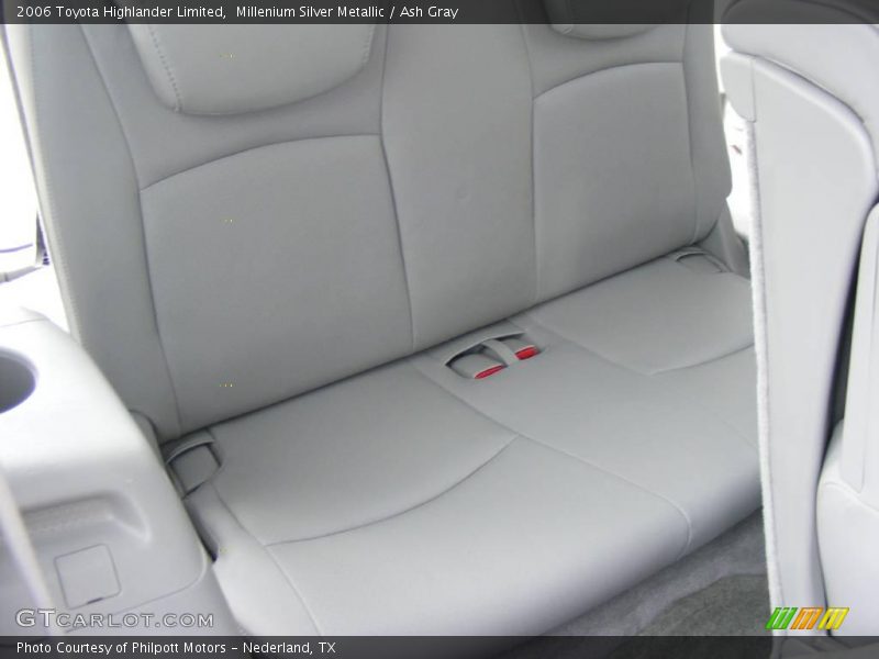 Millenium Silver Metallic / Ash Gray 2006 Toyota Highlander Limited