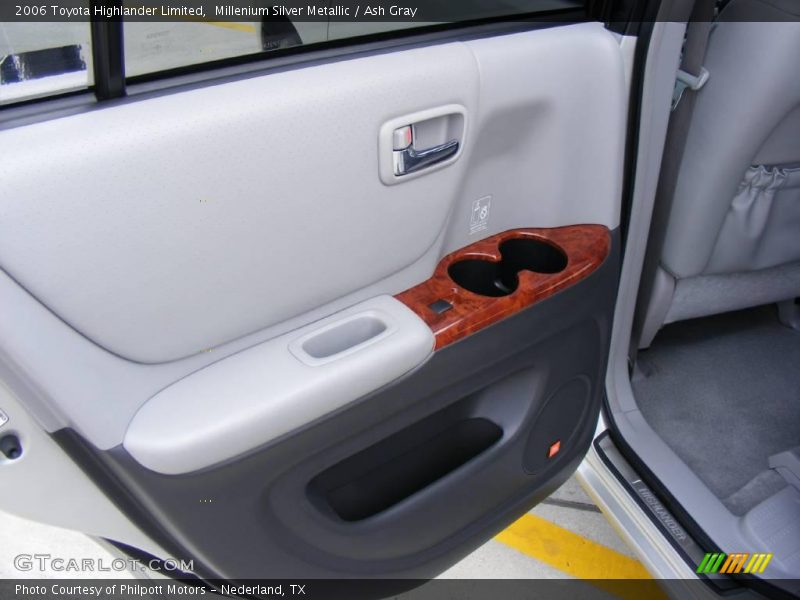 Millenium Silver Metallic / Ash Gray 2006 Toyota Highlander Limited