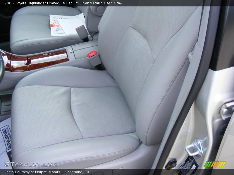Millenium Silver Metallic / Ash Gray 2006 Toyota Highlander Limited