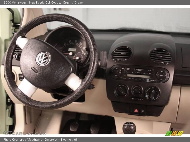 Green / Cream 2000 Volkswagen New Beetle GLS Coupe