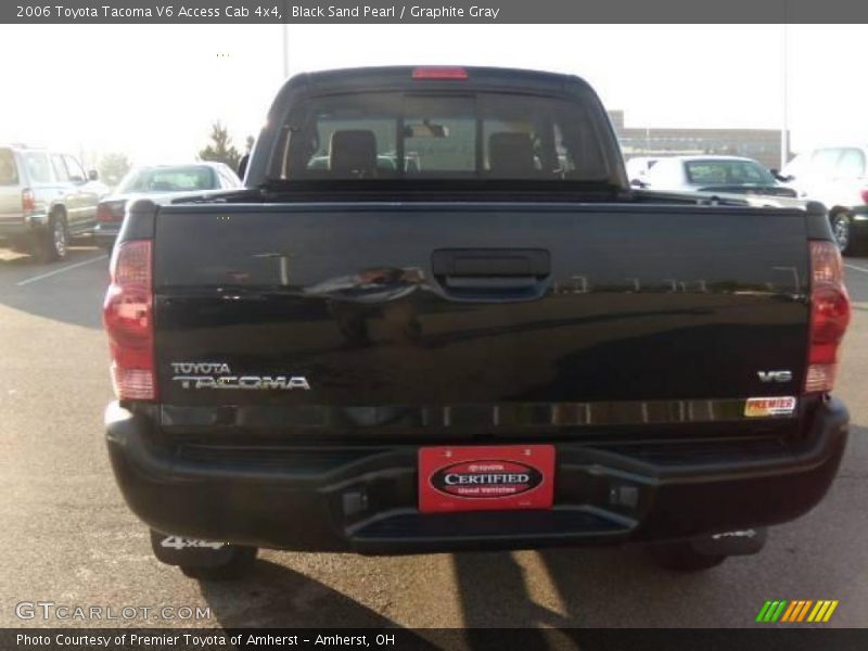 Black Sand Pearl / Graphite Gray 2006 Toyota Tacoma V6 Access Cab 4x4