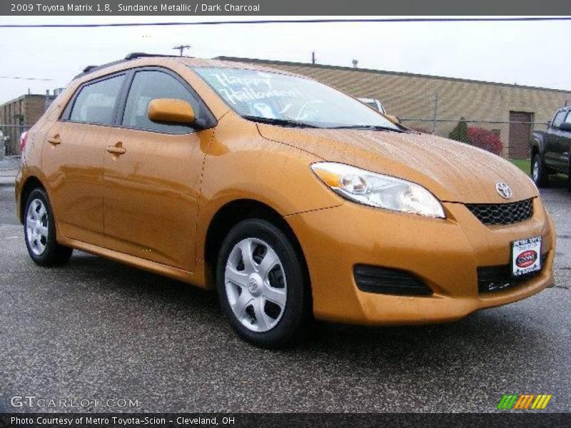 Sundance Metallic / Dark Charcoal 2009 Toyota Matrix 1.8