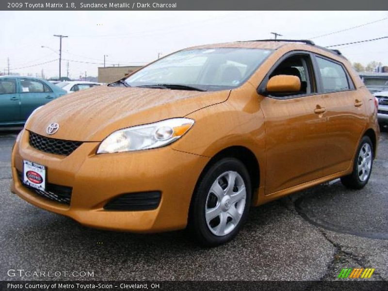 Sundance Metallic / Dark Charcoal 2009 Toyota Matrix 1.8