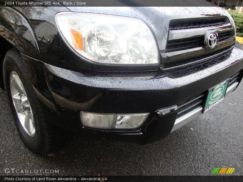 Black / Stone 2004 Toyota 4Runner SR5 4x4