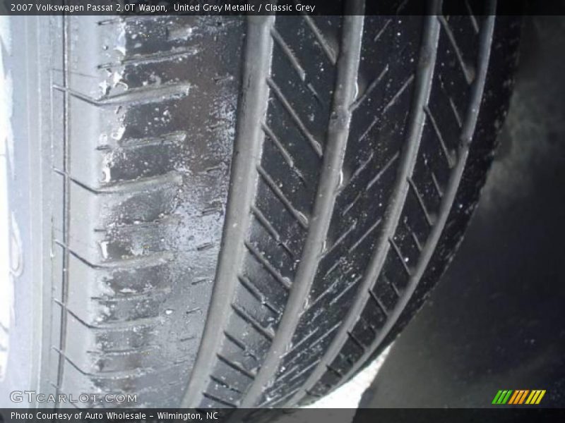 United Grey Metallic / Classic Grey 2007 Volkswagen Passat 2.0T Wagon