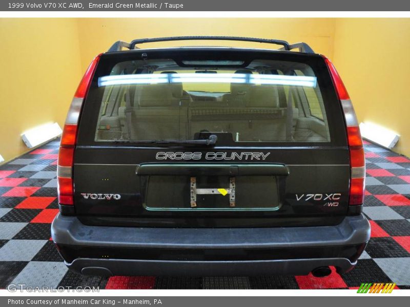 Emerald Green Metallic / Taupe 1999 Volvo V70 XC AWD