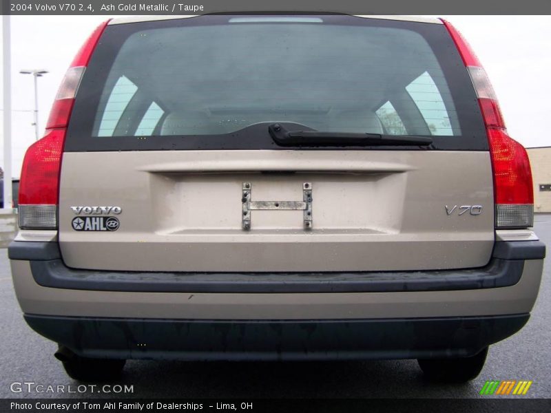 Ash Gold Metallic / Taupe 2004 Volvo V70 2.4