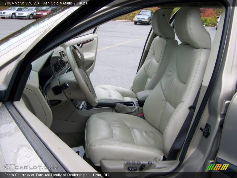 Ash Gold Metallic / Taupe 2004 Volvo V70 2.4