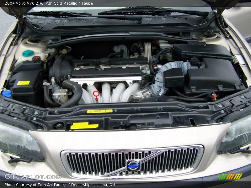 Ash Gold Metallic / Taupe 2004 Volvo V70 2.4