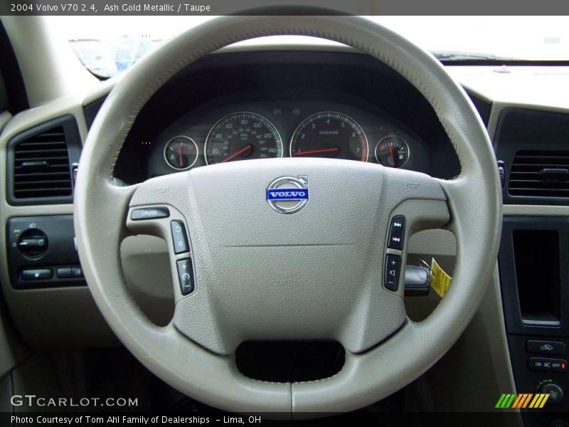 Ash Gold Metallic / Taupe 2004 Volvo V70 2.4