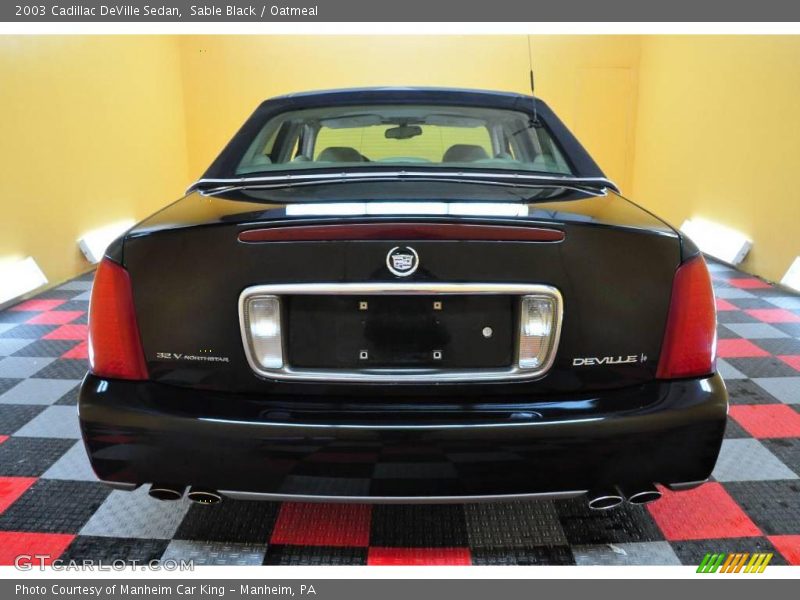 Sable Black / Oatmeal 2003 Cadillac DeVille Sedan