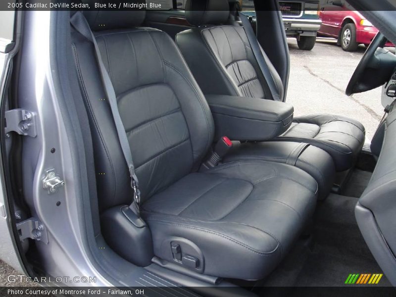 Blue Ice / Midnight Blue 2005 Cadillac DeVille Sedan