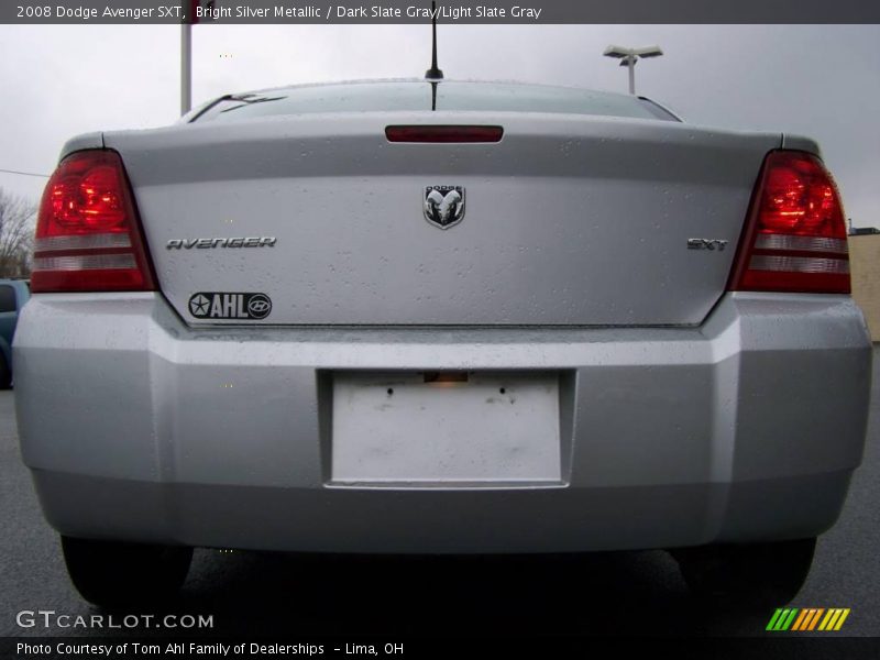 Bright Silver Metallic / Dark Slate Gray/Light Slate Gray 2008 Dodge Avenger SXT