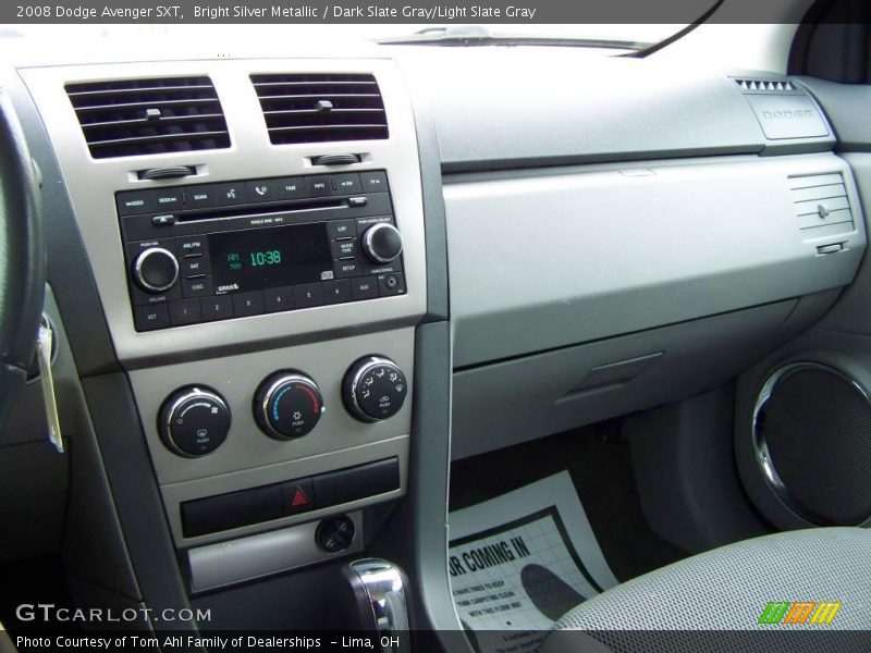 Bright Silver Metallic / Dark Slate Gray/Light Slate Gray 2008 Dodge Avenger SXT