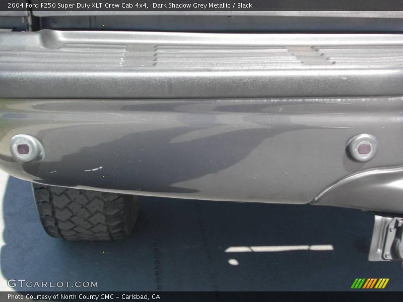 Dark Shadow Grey Metallic / Black 2004 Ford F250 Super Duty XLT Crew Cab 4x4