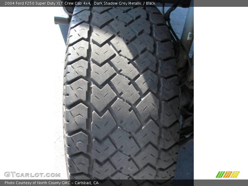 Dark Shadow Grey Metallic / Black 2004 Ford F250 Super Duty XLT Crew Cab 4x4