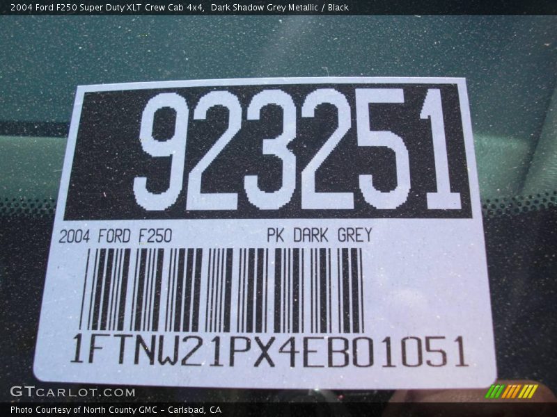 Dark Shadow Grey Metallic / Black 2004 Ford F250 Super Duty XLT Crew Cab 4x4