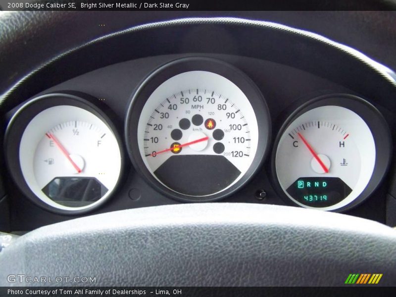 Bright Silver Metallic / Dark Slate Gray 2008 Dodge Caliber SE