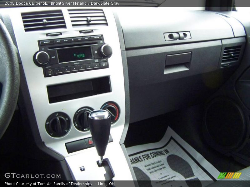 Bright Silver Metallic / Dark Slate Gray 2008 Dodge Caliber SE