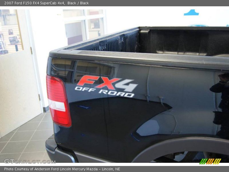 Black / Black 2007 Ford F150 FX4 SuperCab 4x4