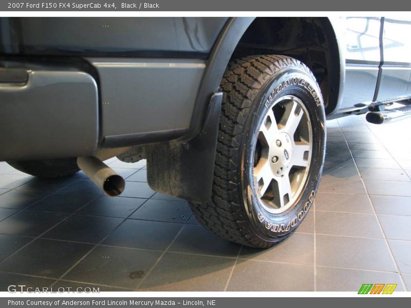 Black / Black 2007 Ford F150 FX4 SuperCab 4x4