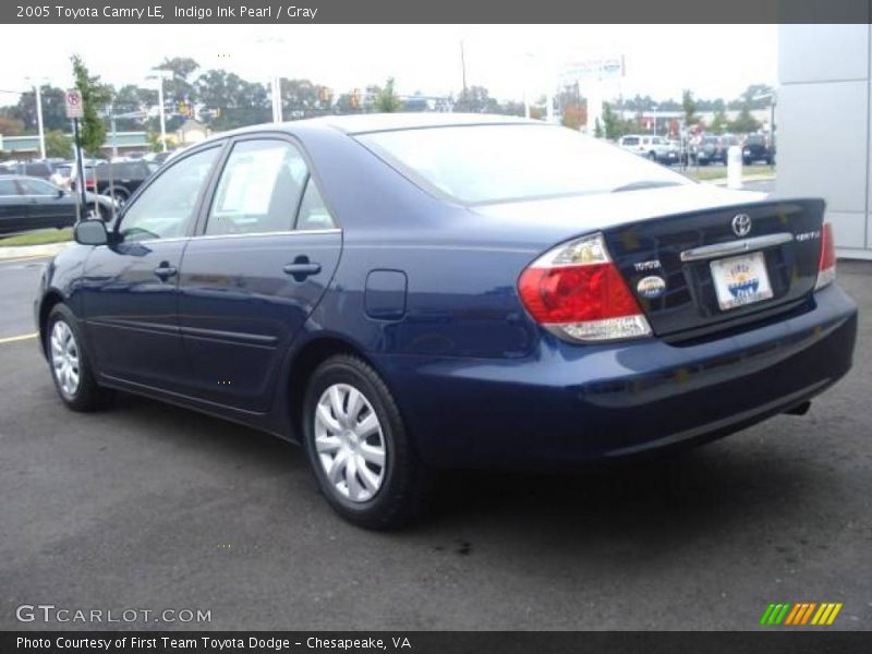 Indigo Ink Pearl / Gray 2005 Toyota Camry LE
