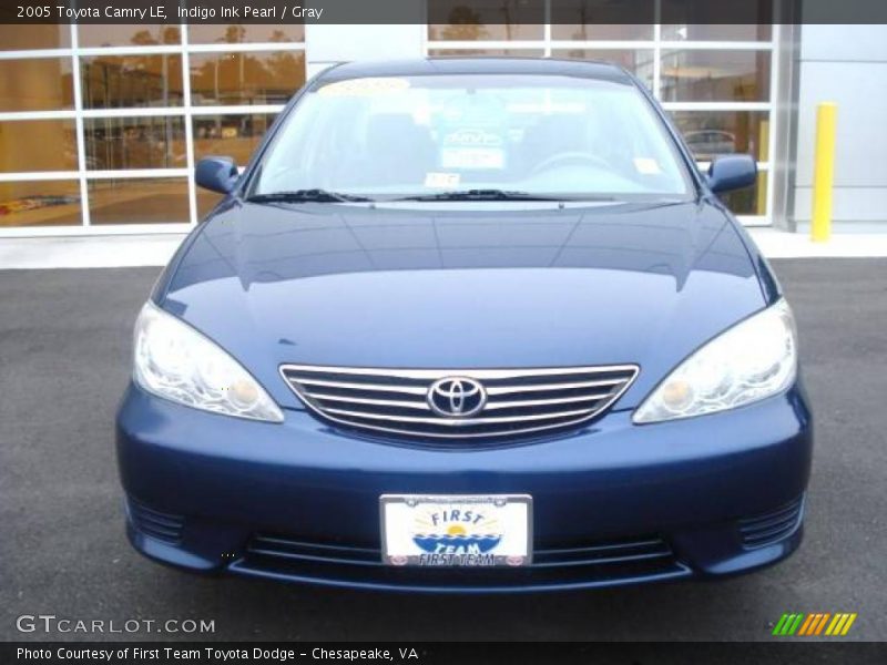 Indigo Ink Pearl / Gray 2005 Toyota Camry LE