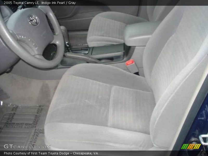 Indigo Ink Pearl / Gray 2005 Toyota Camry LE