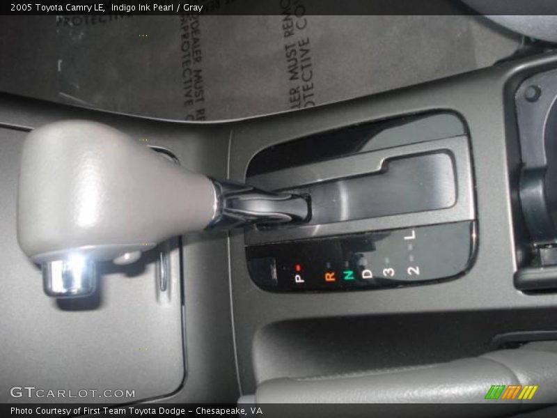 Indigo Ink Pearl / Gray 2005 Toyota Camry LE