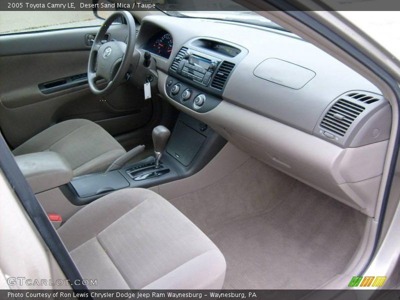 Desert Sand Mica / Taupe 2005 Toyota Camry LE