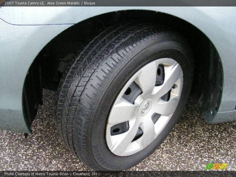 Aloe Green Metallic / Bisque 2007 Toyota Camry LE