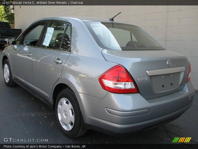 Brilliant Silver Metallic / Charcoal 2007 Nissan Versa S