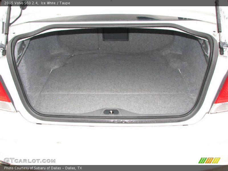 Ice White / Taupe 2005 Volvo S60 2.4