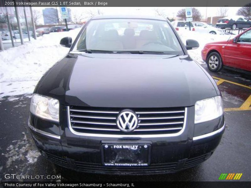 Black / Beige 2005 Volkswagen Passat GLS 1.8T Sedan