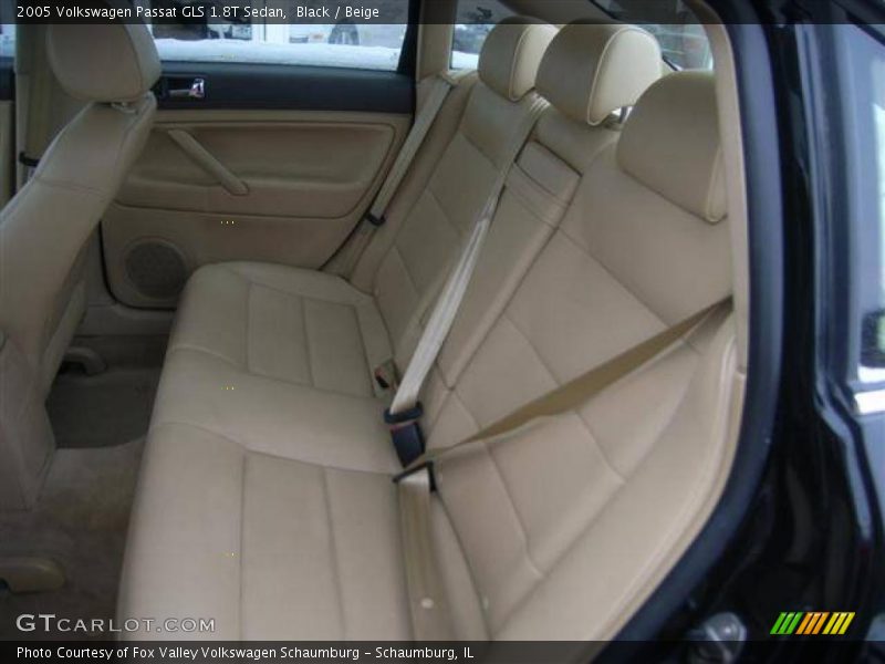 Black / Beige 2005 Volkswagen Passat GLS 1.8T Sedan